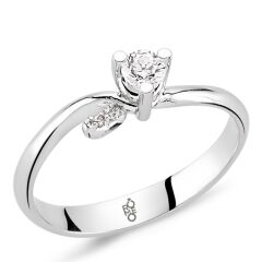 0.30 Ct Tektaş Pırlanta Yüzük RM30074